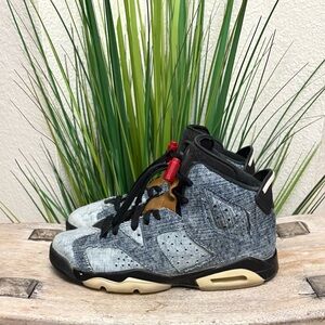 Jordan 6 Retro Washed Denim Sneakers
